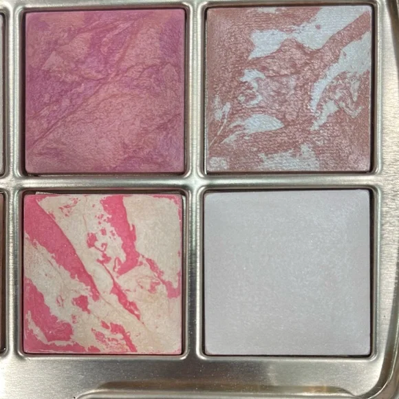 Hourglass jellyfish palette - Picture 2 of 6